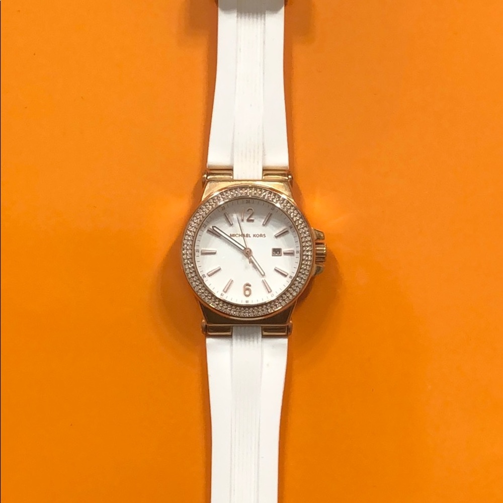 MK WATCH